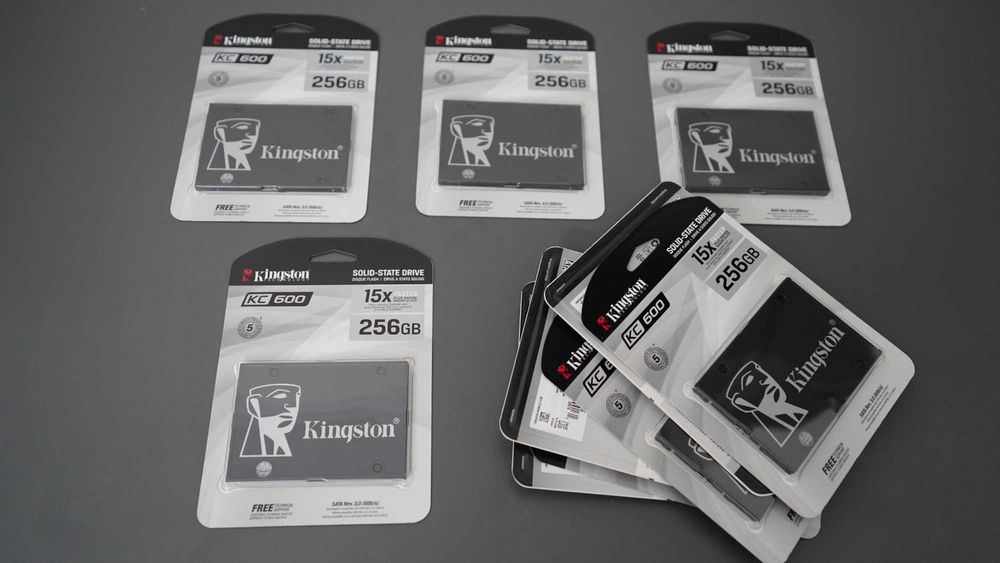 Kingston KC600 2.5 256GB SATA3 - ново и запечатано бързо SSD