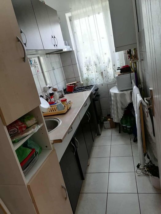 Vand apartament 3 camere