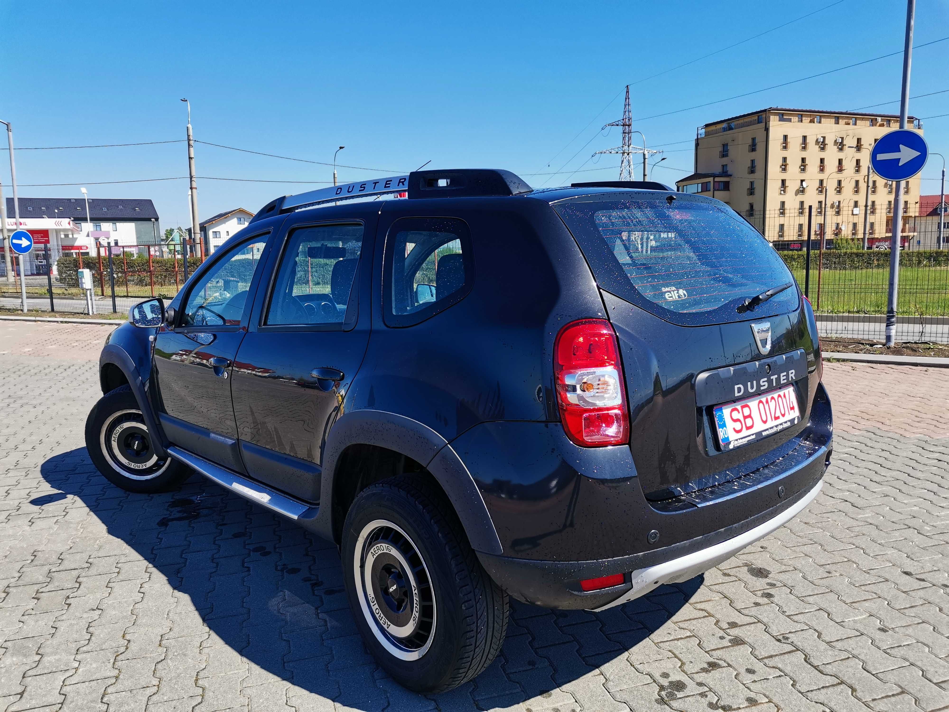 Dacia Duster 2015, 4x4, 1.5 Dci-110 cp, navigatie