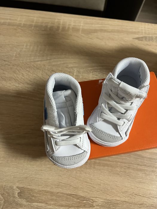 обувки Nike BLAZER MID '77 BT