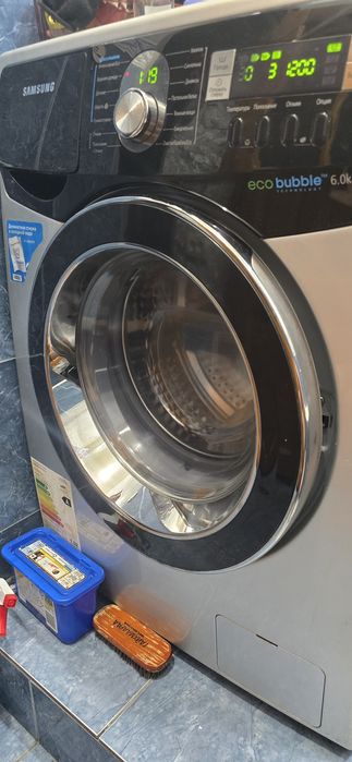 стиральная машинка 6кг Samsung WF1602YQR