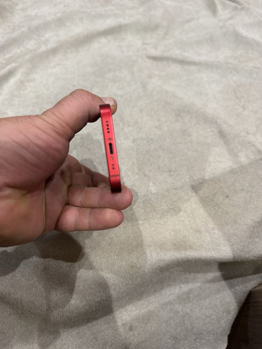 Iphone 13 mini с кутия,изтекла гаранция.