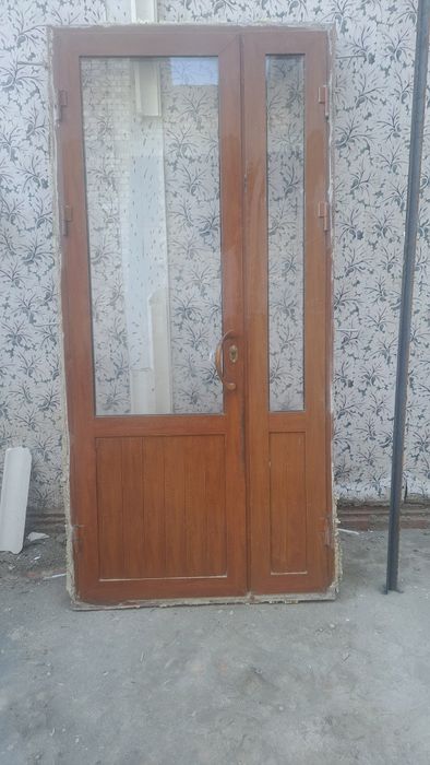 Алюмин эшик сотилади каробкаси билан