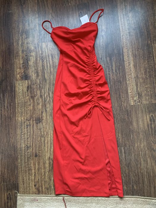 Rochie zara superba rosie noua cu eticheta