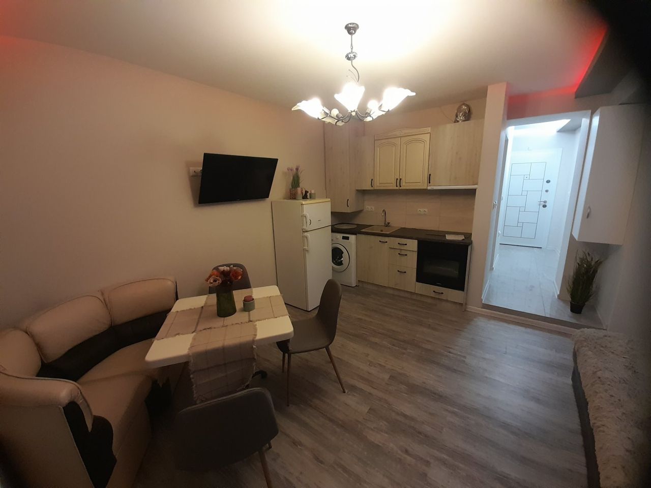 Продава се Едностаен апартамент в Габрово, Младост - 29 кв.м за 1276 €/кв.м - Снимка #4