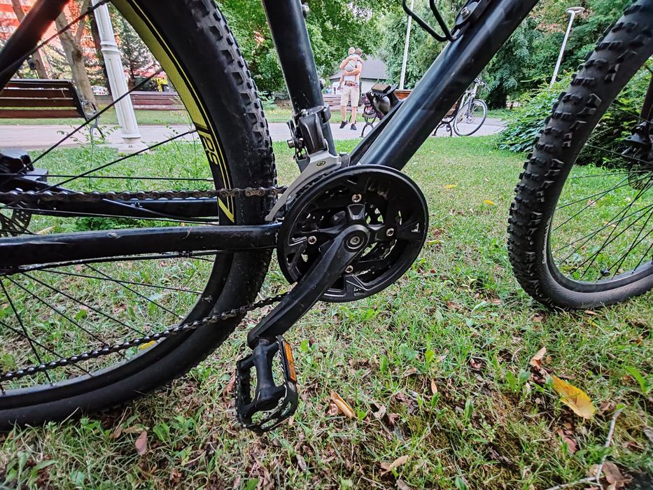 Mtb Giant, roti pe 29, masura M,  transmisie 3x9, frane hidraulice