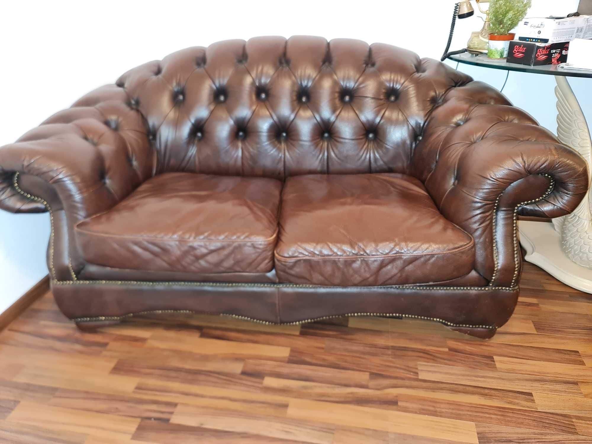 Canapea chesterfield originala maro