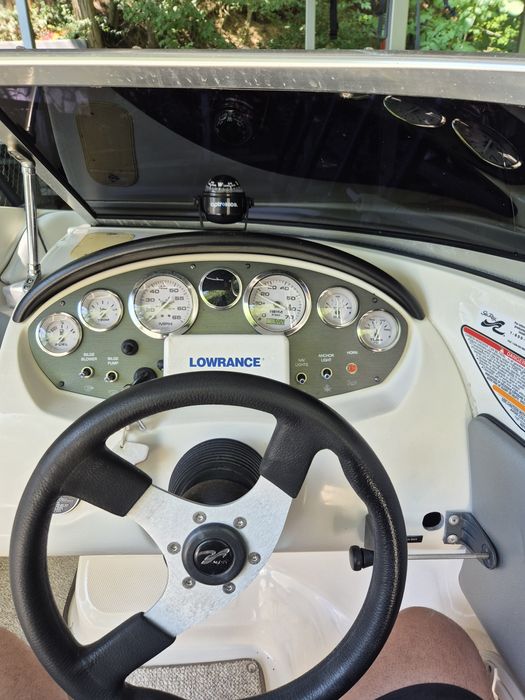 Barca Sea Ray 185 sport- posibilitate plata in rate