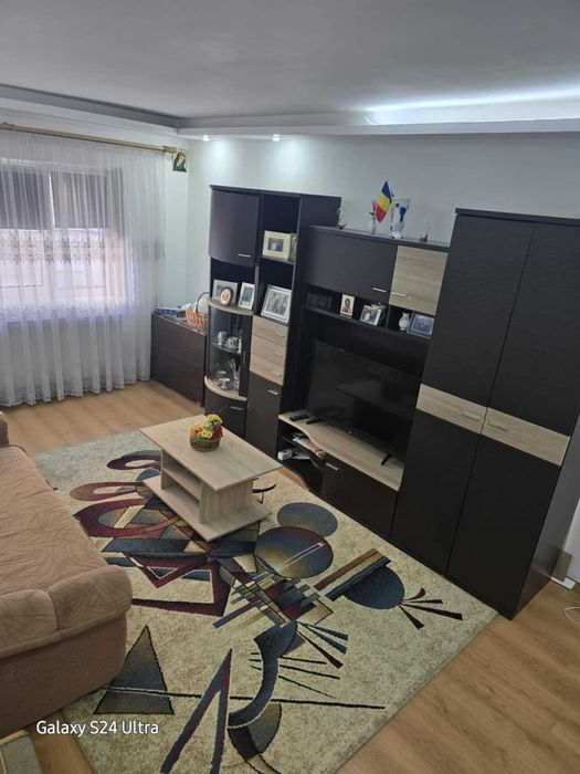 Apartament 3 camere decomandat  76,38 m  Tecuci Et 1