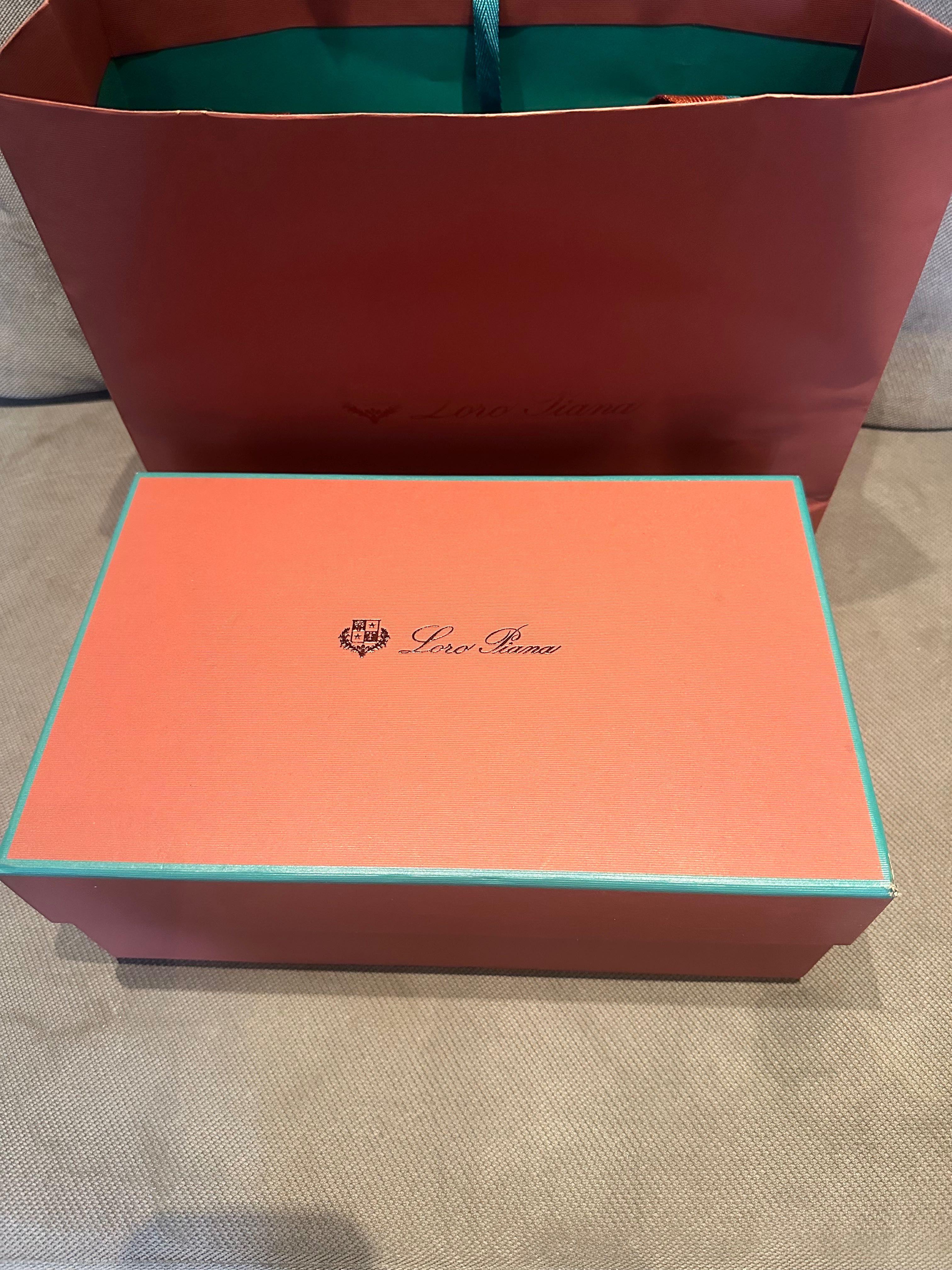 New Balance x Loro Piana чисто нови маратонки
