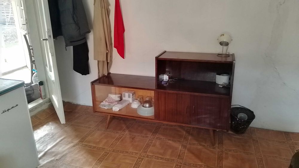 къща до река с.Водица