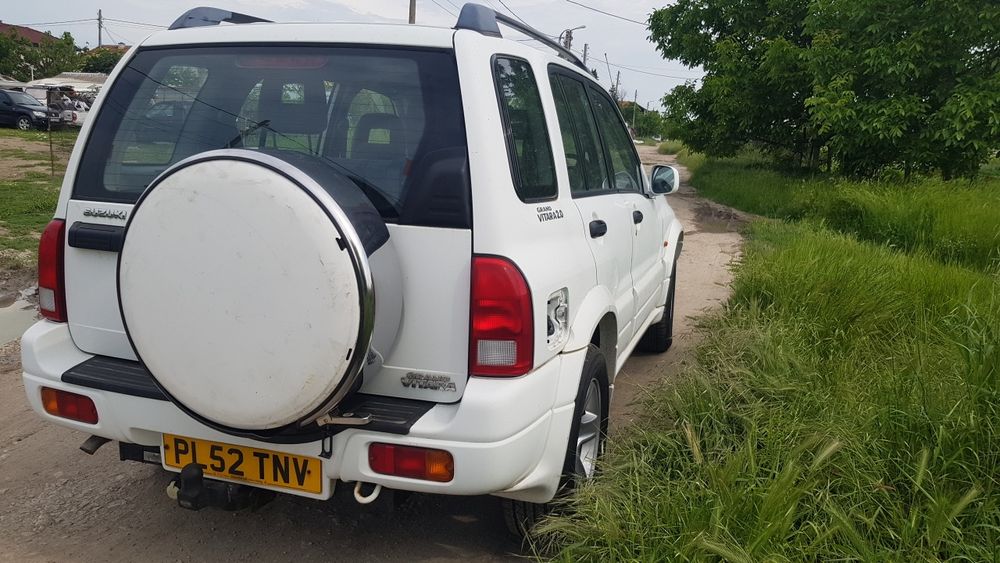 Suzuki grand vitara 2.0i на части