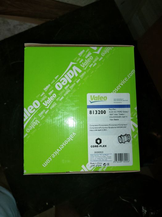 Vând compresor clima nou Golf 4 Bora Sharan Audi A3 Ford Galaxy Seat