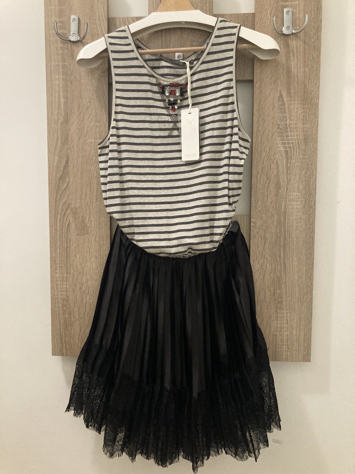 Рокля Guess Los Angeles Morgan