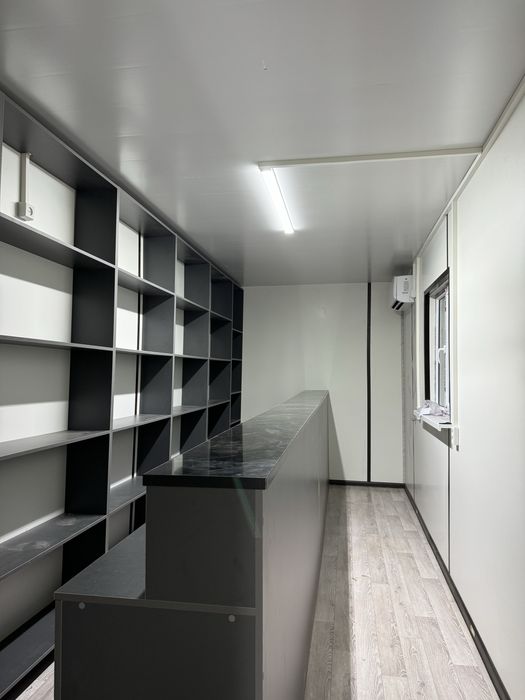 Контейнер жилой и пустой