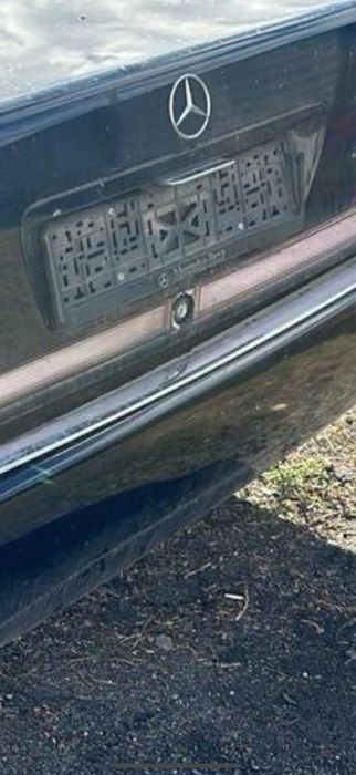 На разбор w140 частично есть
