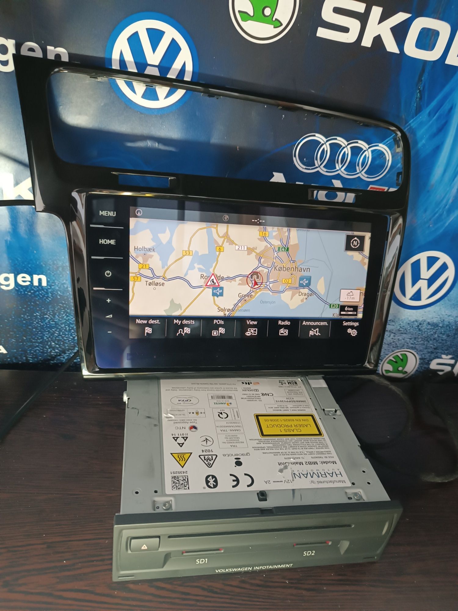 Vând display unitate + rama Mib2.5 Discovery Pro Harman