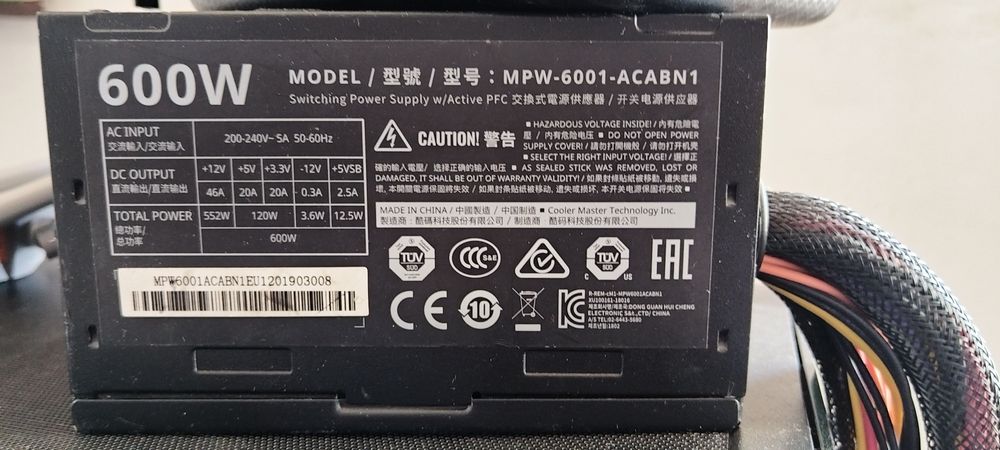 Cooler master 600wat 80+