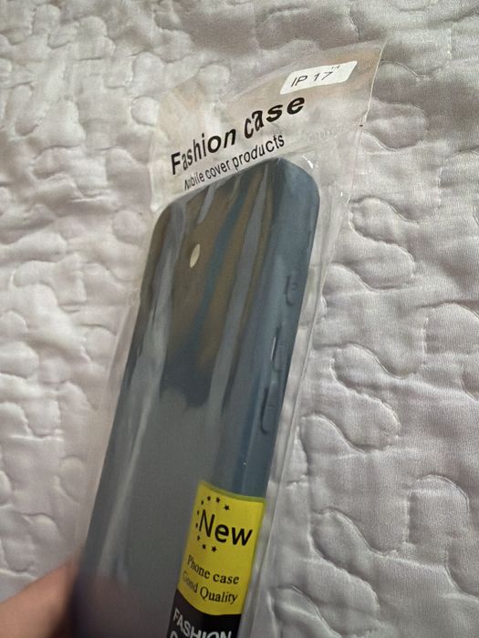 Кейс за Айфон 17