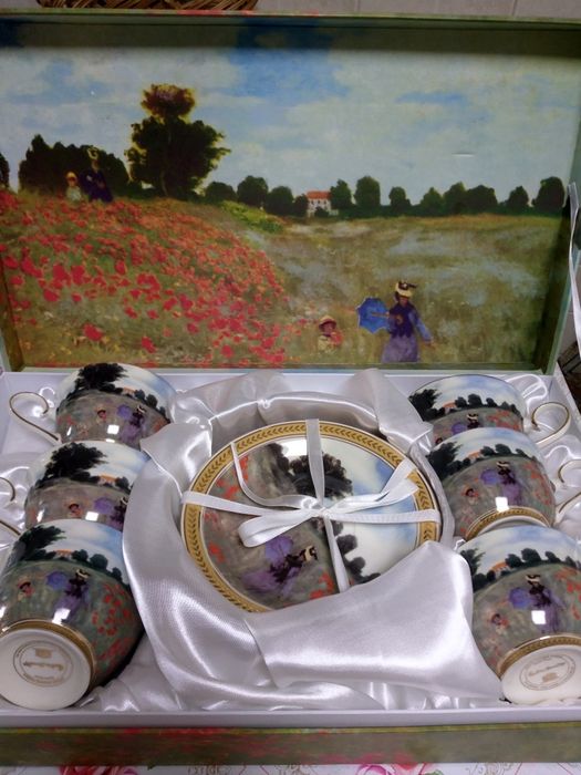 Vand set 6 cescute cu farfurii Calude Monet