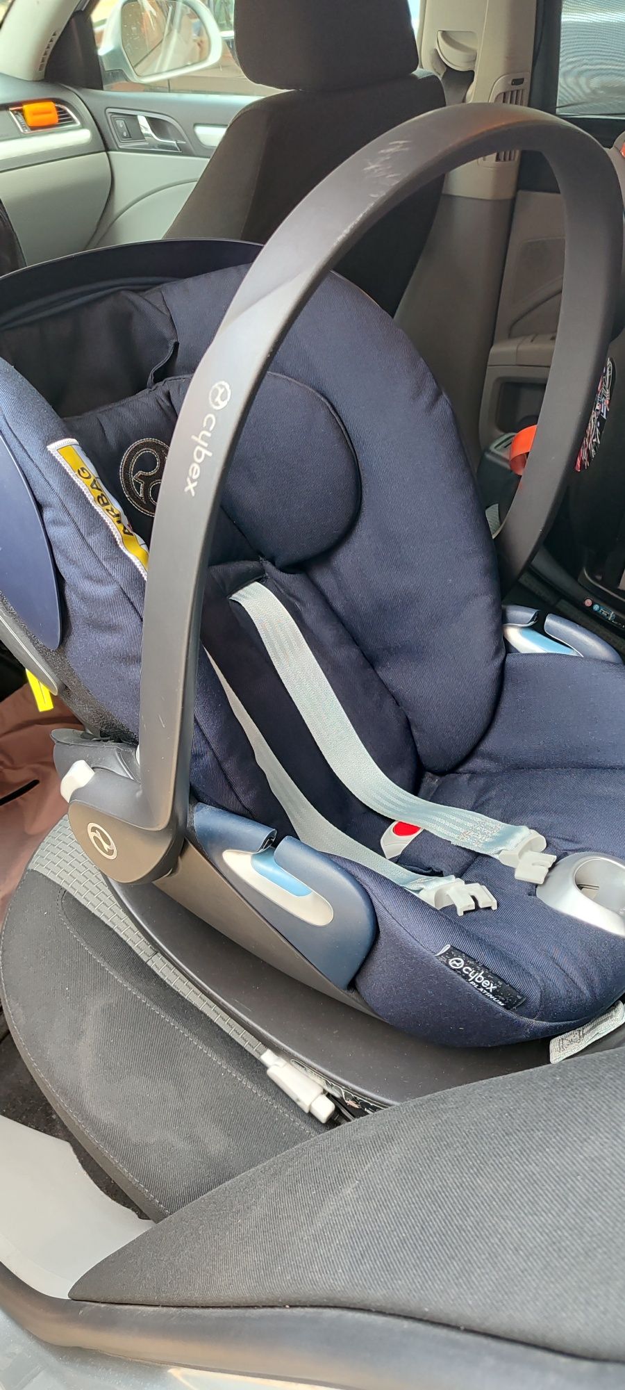 Столче cybex cloud z i size + база