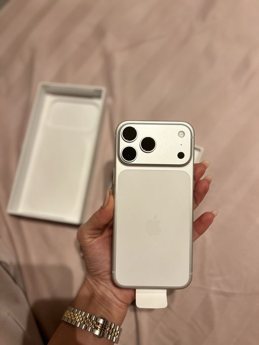 17 pro MAX nou, 512 gb silver