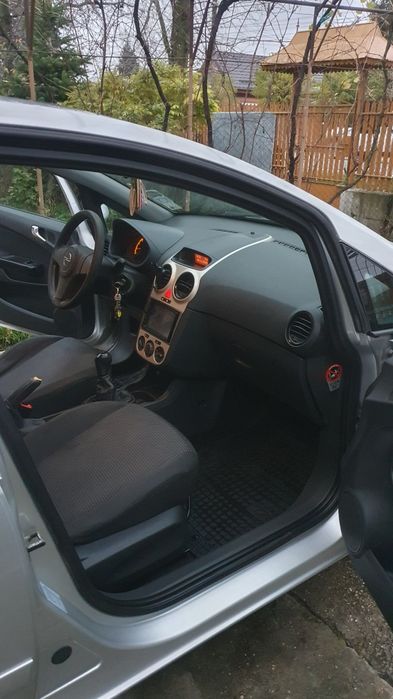 Vand Opel Corsa D 1.2 benzina + GPL an 2008
