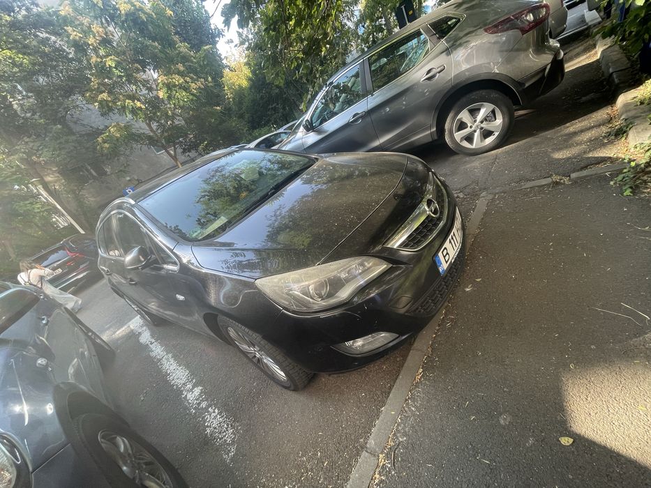 Opel astra j automata 2.0 cdi distributie  recenta schimbata