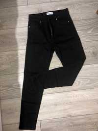 Blugi negri skinny