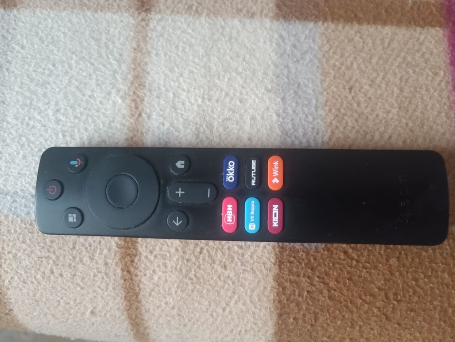 Пульт дистанционного управления с голосовым поиском