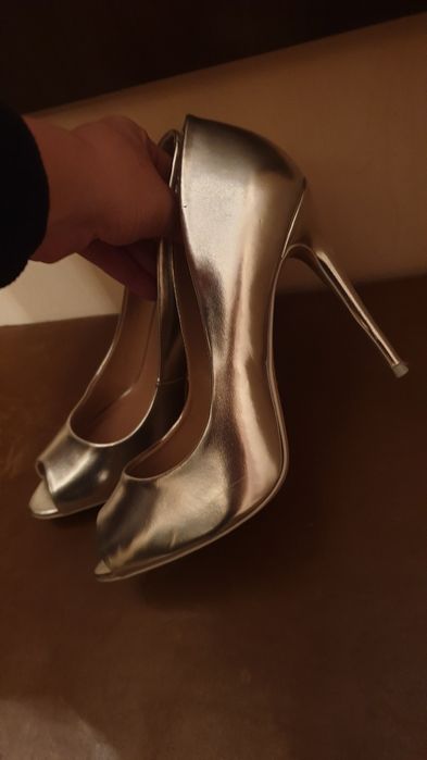 Обувки/сандали ALDO
