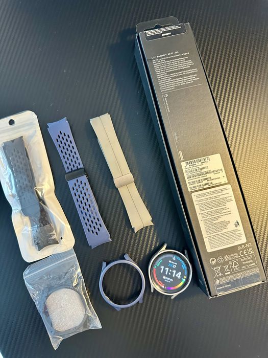 Samsung Watch 5 Pro, 45mm, LTE, Gray Titanium, impecabil