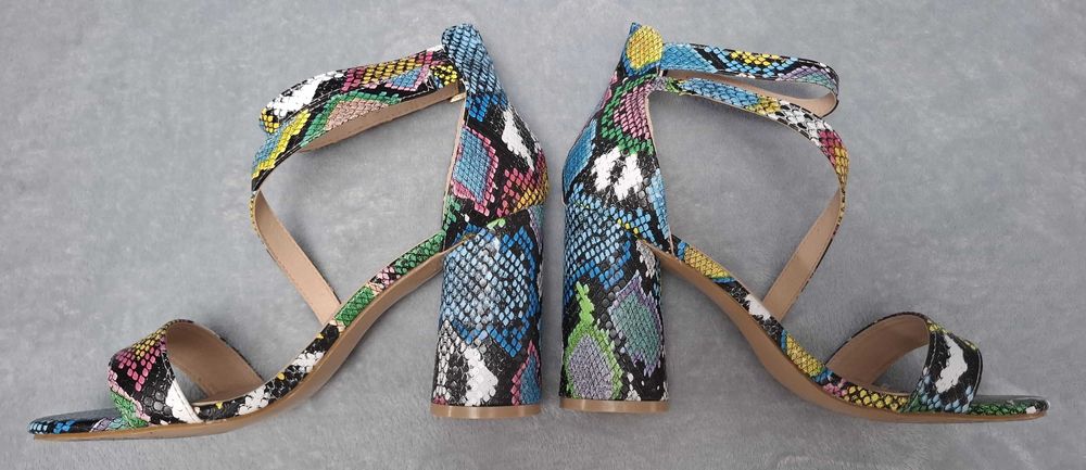 Sandale deosebite, multicolore, cu toc inalt gros, Zapatos, 40-41