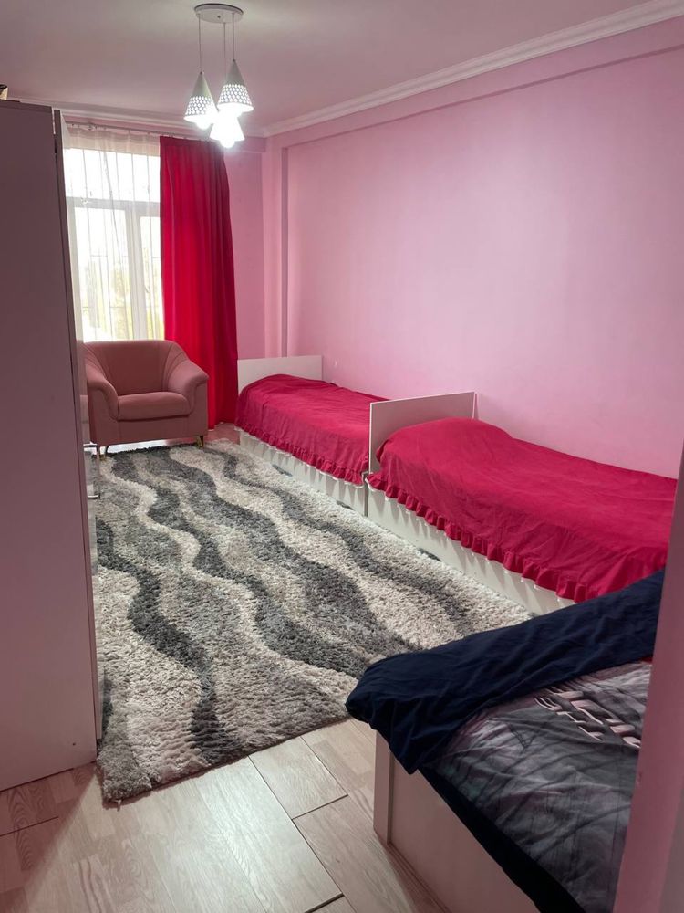 Продается трех комнатная квартира г. Термез ул. Тараккиет дом 3/кв 53