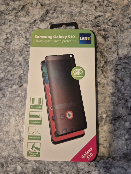 Folie sticla telefon Samsung S10 originala super calitate în curtie