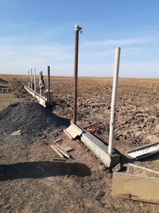 Продам участок на берегу озера