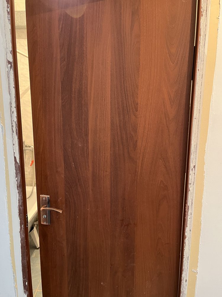 Есыктер почти новый без царапин б/у