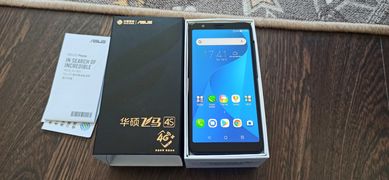 Asus ZenFone Max Plus (M1)