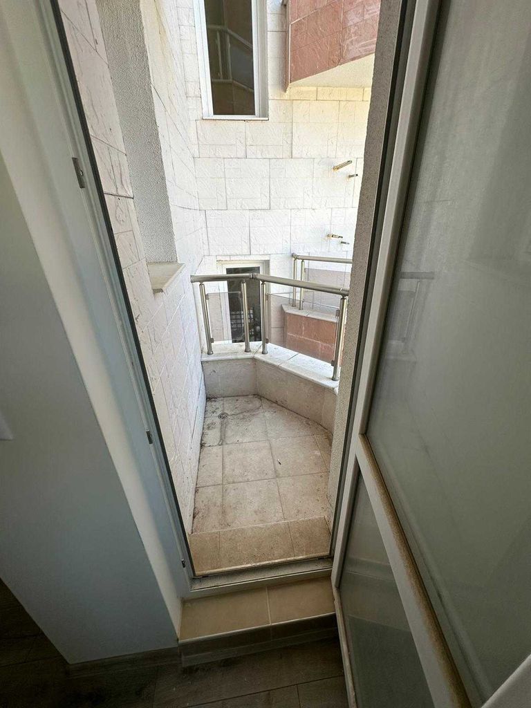 Продава се Едностаен апартамент в Бяла - 38 кв.м за 1050 €/кв.м - Снимка #11