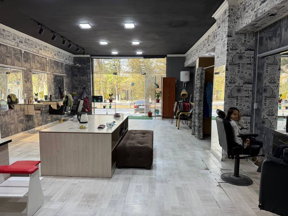 Do’kon sotiladi shahar markazida