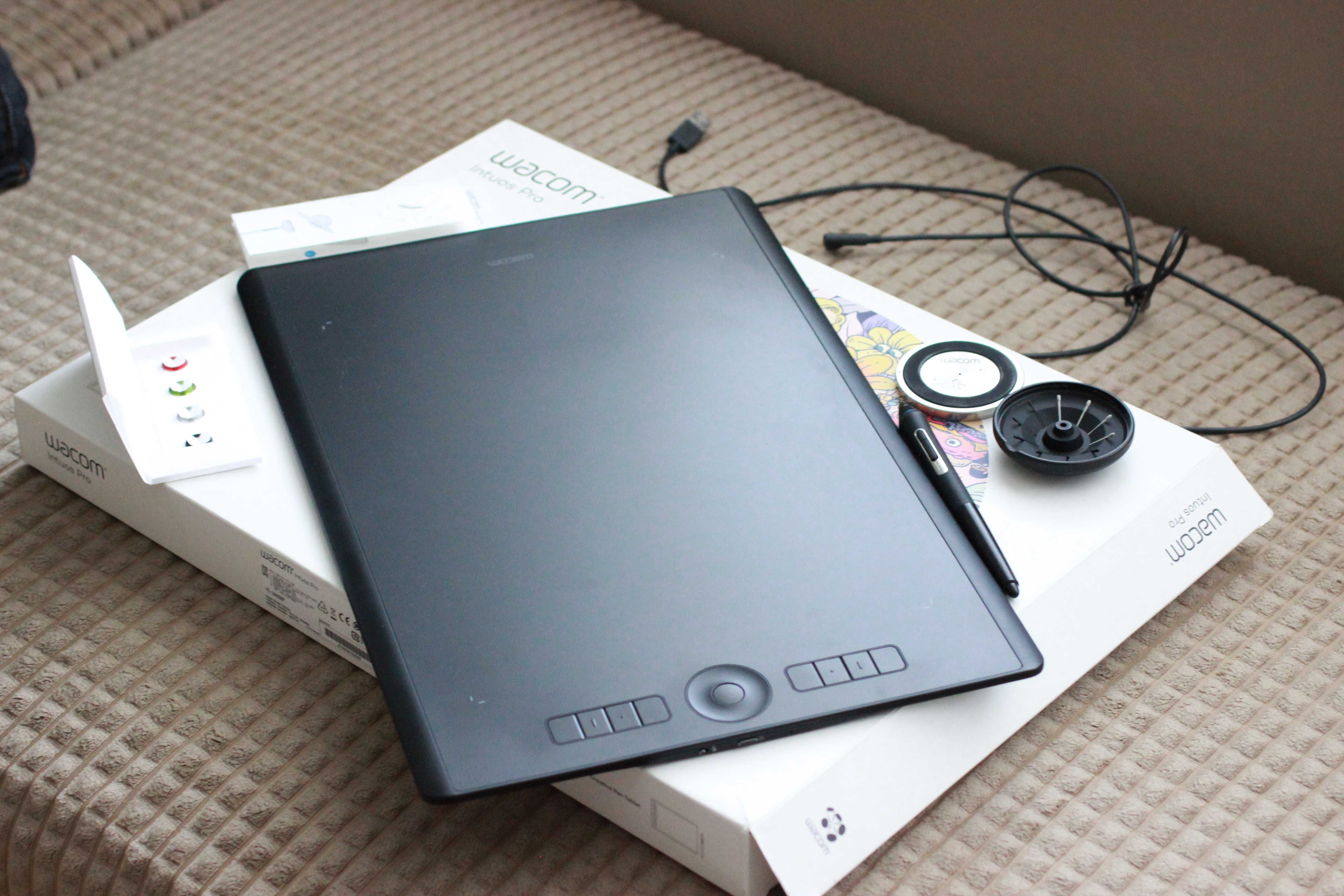 Графичен таблет Wacom Intuos Pro L