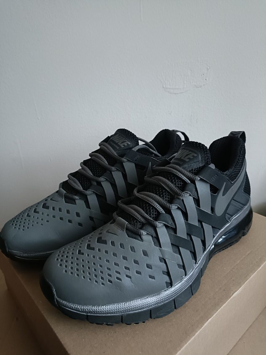 Nike Fingertrap Max номер 45 код 13A