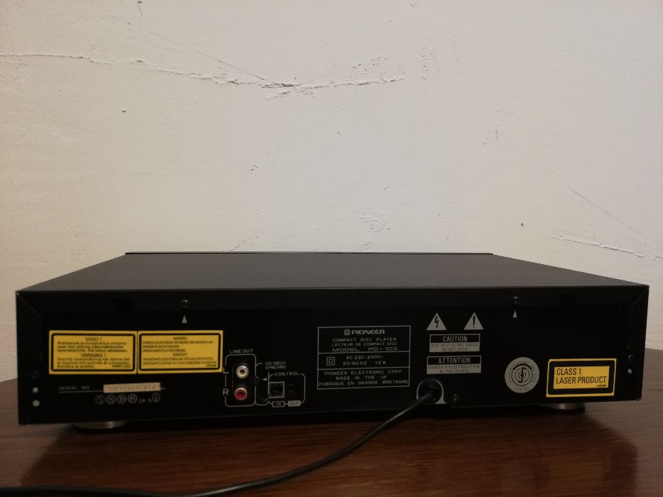 CD Player PIONEER model PD-103 - made in UK /Impecabil