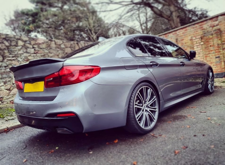 Eleron lip codita spoile portbagaj BMW Seria 5  G30  F90 530 540 PSM