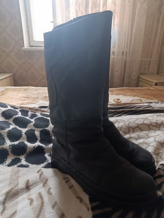 Зимние кожаные сапожки