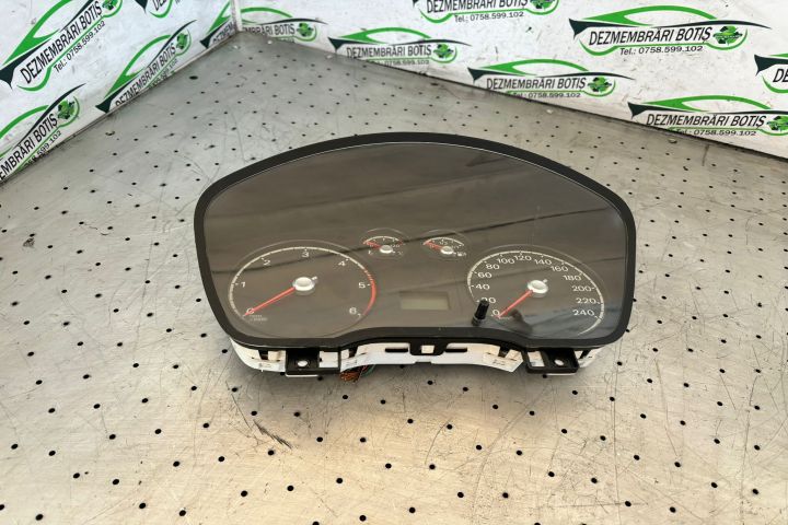 Ceasuri bord 44ZU 267 Ford Focus a 2-a generatie