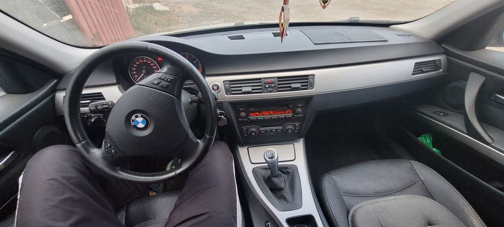 Bmw 320, an 2007, 250000 km