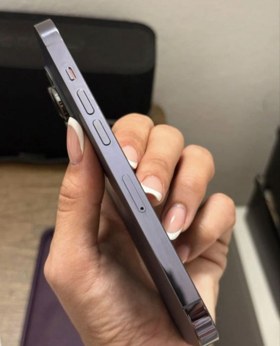 Iphone 14 pro Deep purple Като нов!