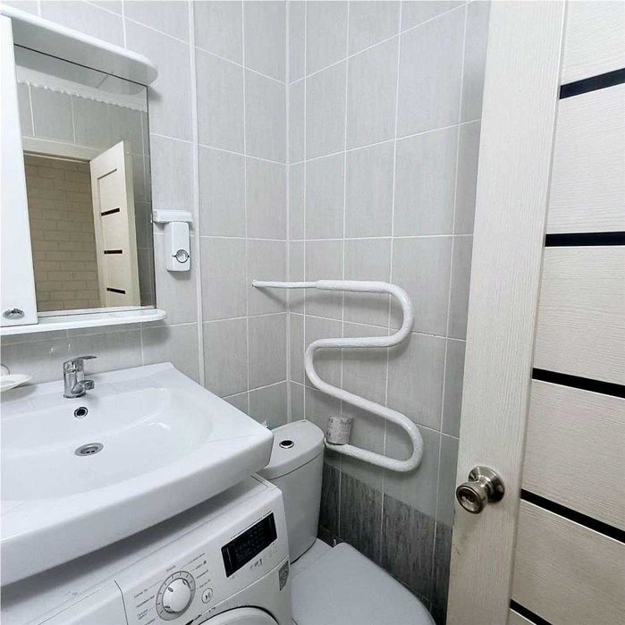 Продаю квартиру на Матросова  3/5 эт