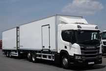 Scania P 410 / FRIGIDER / SET TANDEM / TRANSPORT / 3x unitate FRIGO BLOCK / 3x ELEVATOR DE ÎNCĂRCARE / TEMPERATURĂ MULTIMEMBRU DUPĂ CONTRACT DE SERVICE GOLD /